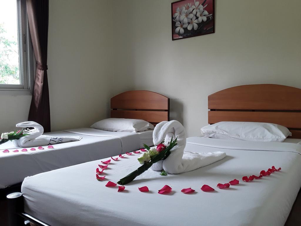 Vitoonguesthouse2Fanrooms & Aircondition Szukhothaj Kültér fotó