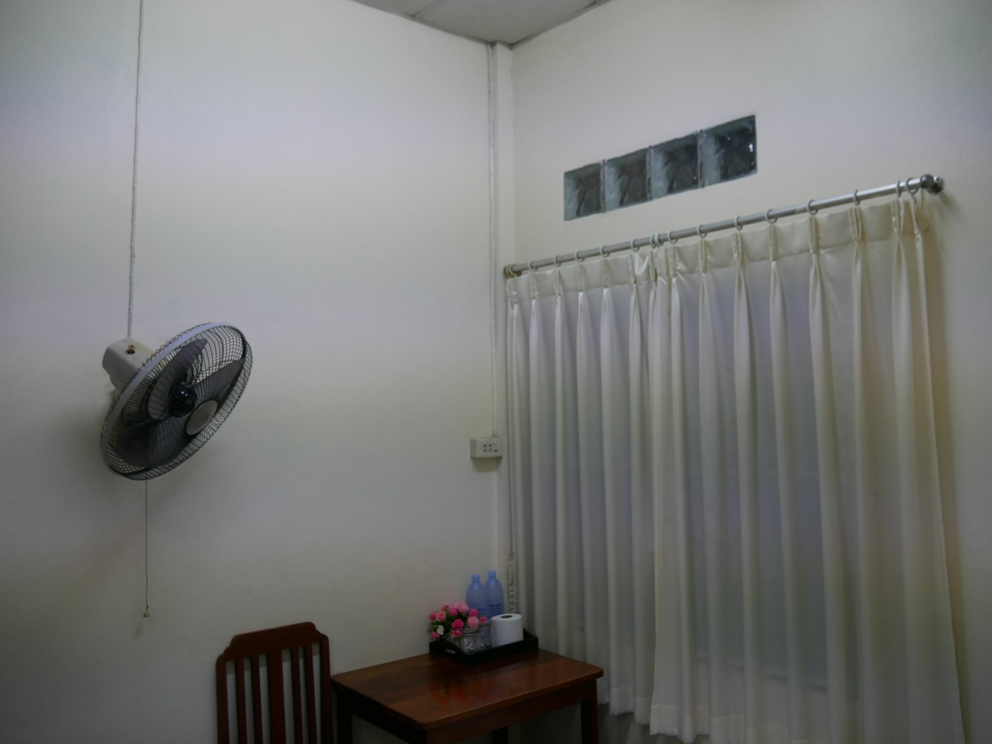 Vitoonguesthouse2Fanrooms & Aircondition Szukhothaj Kültér fotó