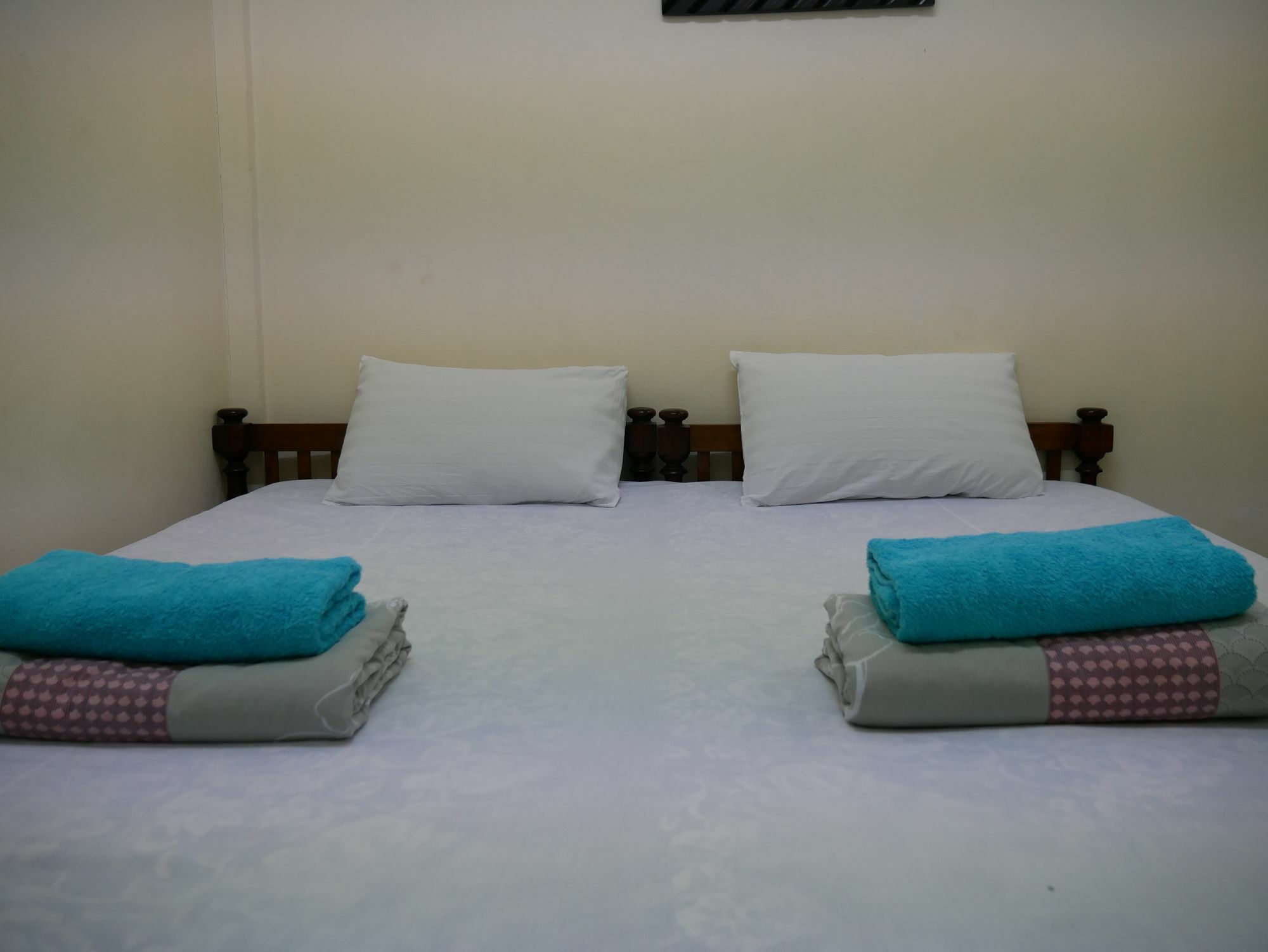 Vitoonguesthouse2Fanrooms & Aircondition Szukhothaj Kültér fotó
