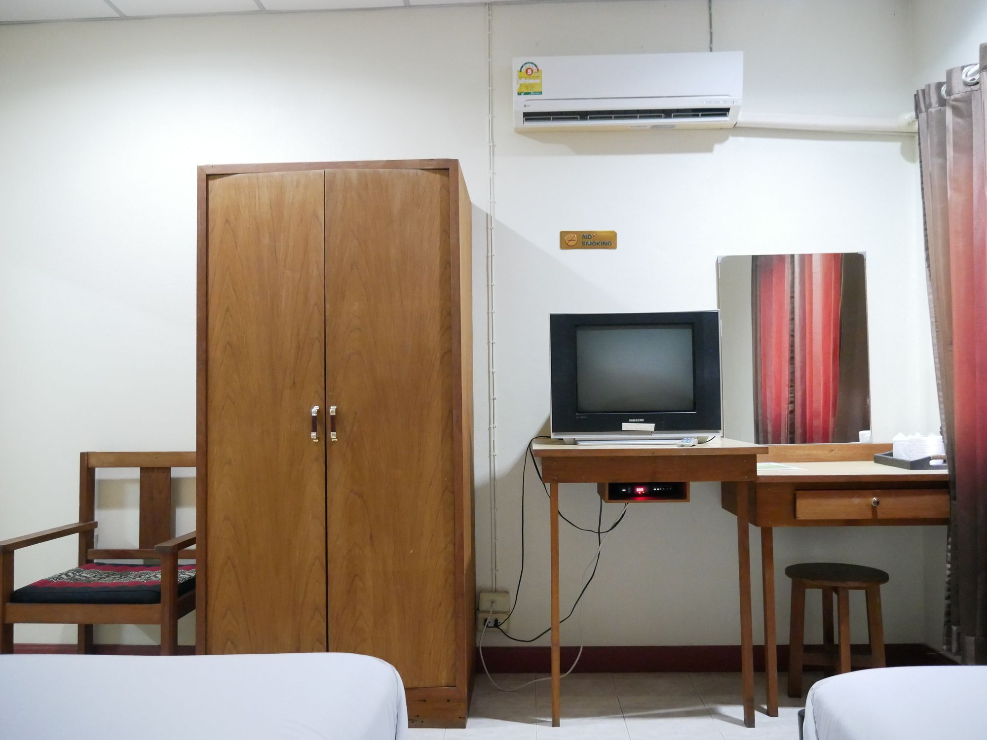 Vitoonguesthouse2Fanrooms & Aircondition Szukhothaj Kültér fotó